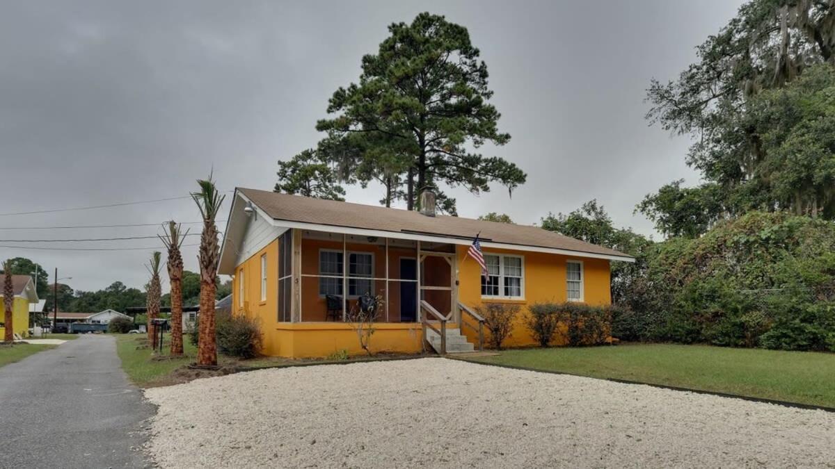 Retro Rainbow At Herb River-Highlighter Hideaway #5 Savannah Exterior foto